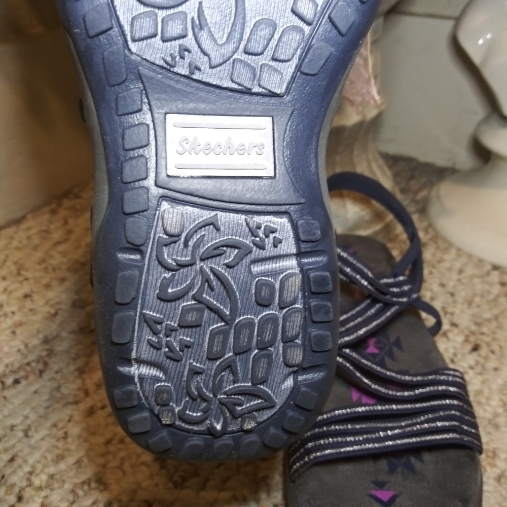 Skechers Reggae Slim "Stretch Slinky" Navy & Silver Washable Memory Foam Sandals - Picture 8 of 9